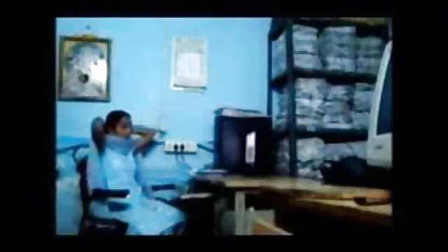 الجنس أي تسجيل الهندي فيديو جنسي الجنس...لا أتذكر