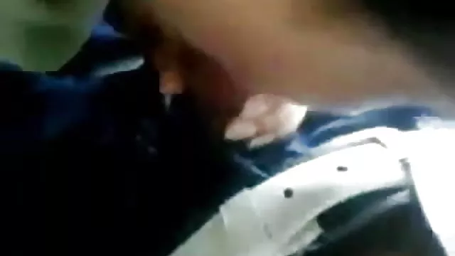 الجنس أي تسجيل الهندي مثير HD الزوجين يحصل في المشاغب