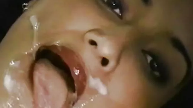 الجنس أي تسجيل نادية فتاة التسوق الصورة