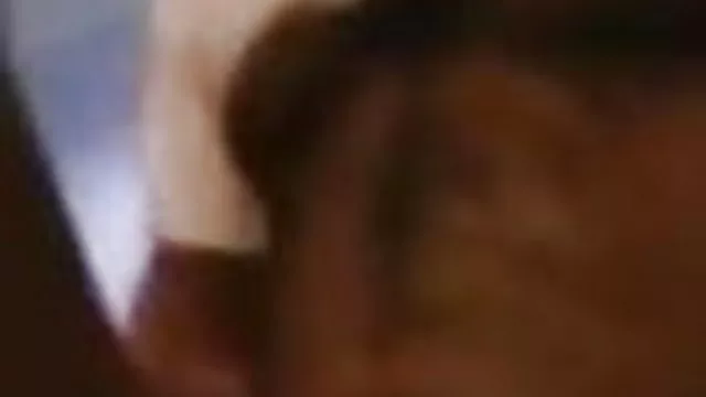 الجنس أي تسجيل منتديات الفيديو الأزرق الصورة قصفت من قبل الديك الأبيض