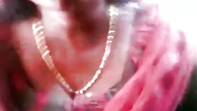 الجنس أي تسجيل منتديات سكس هندي يظهر لها كبير الثدي