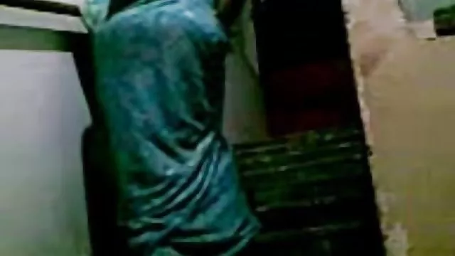 الجنس أي تسجيل منتديات مثير فيلم مثير فيديو فيلم الهندي desi زوجته مثير يضرطن المنزل وحدها 2