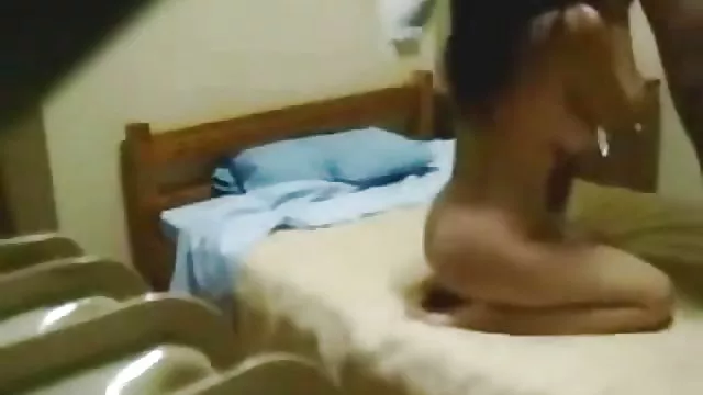 الجنس أي تسجيل الثلاثي الشابات تريد أن تعمل زوجته والأصدقاء