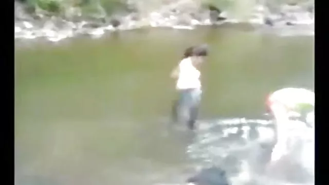 الجنس أي تسجيل الهندي مثير فتاة في الهواء الطلق المتلصص