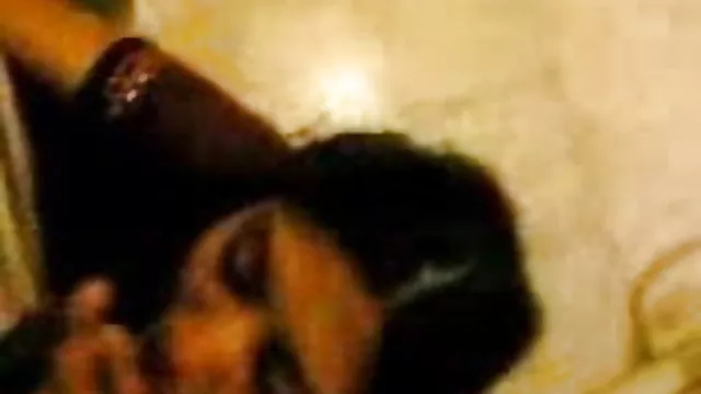 الجنس أي تسجيل الهندي فيديو سكس اللى vs الهندي