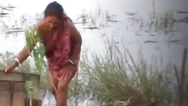 الجنس أي تسجيل كارينا كابور فيديو مثير يظهر الثدي الجزء 2