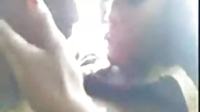الجنس أي تسجيل جميل برتقالي الصورة يجب أن تكون الفتاة أن تظهر و الثدي مص